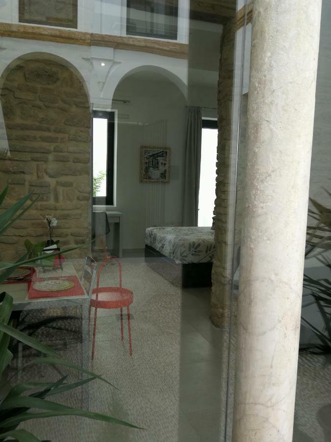 Patio de la Escalera - Agustín Moreno 46 Córdoba Exterior foto